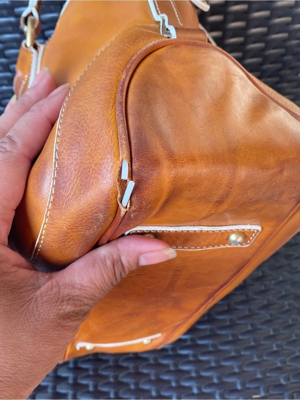 Vintage Dooney&Bourke Florentino Edge Shopper in English Tan